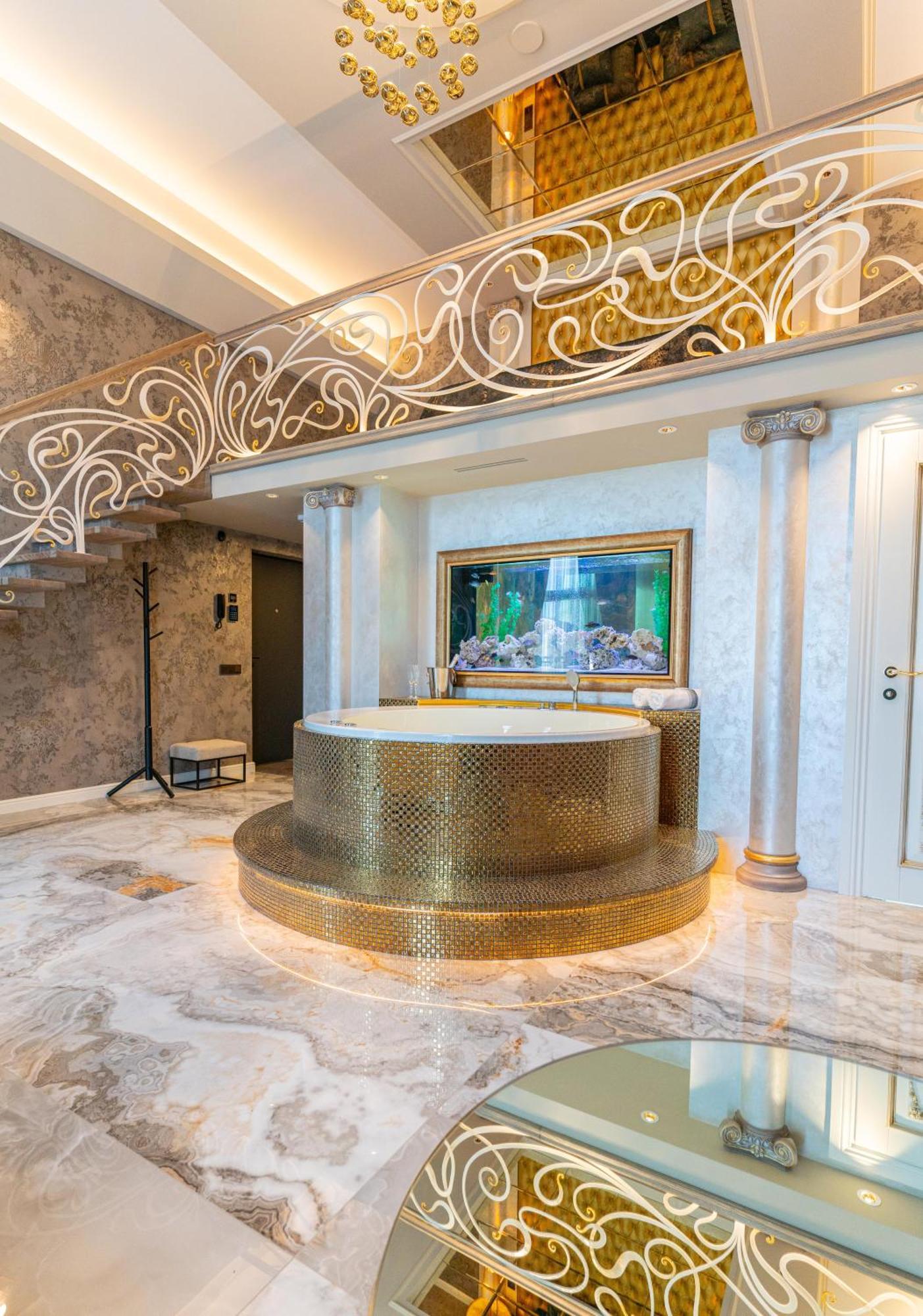 Jacuzzi Exotica Apartment Клайпеда Екстериор снимка